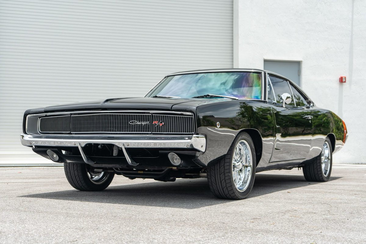 KingOfMopar1's tweet photo. 392 Hemi–Powered 1968 Dodge Charger https://t.co/8OR9m7FVl3