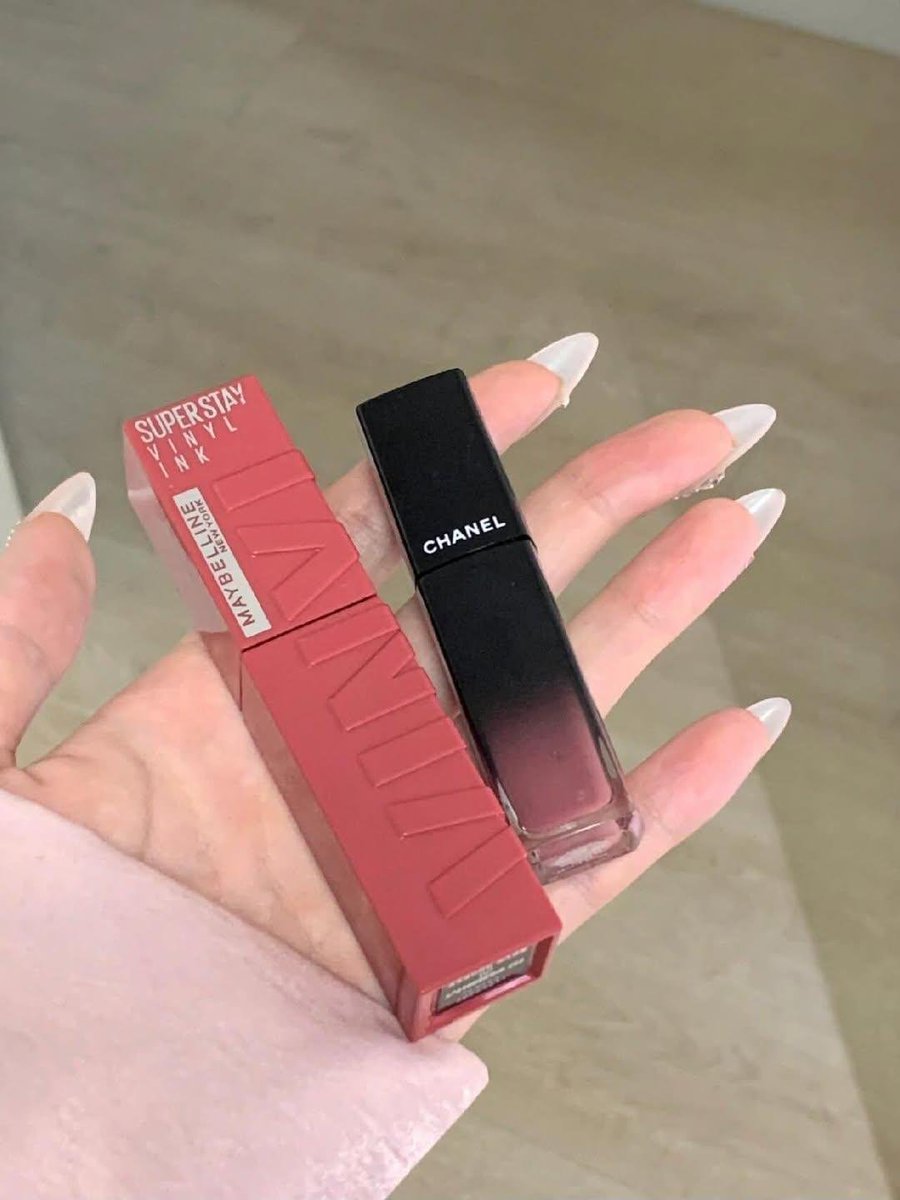 rainyychaa's tweet photo. MBAK MUA-NYA BAIK BGT MAU SPILL INI !! 😭🙏🫶

iseng nanya lip combo-nya pake apa, eh malah dikasi tau dupe lokalnya yang jauhh lebih murah https://t.co/iOKoLltOCC