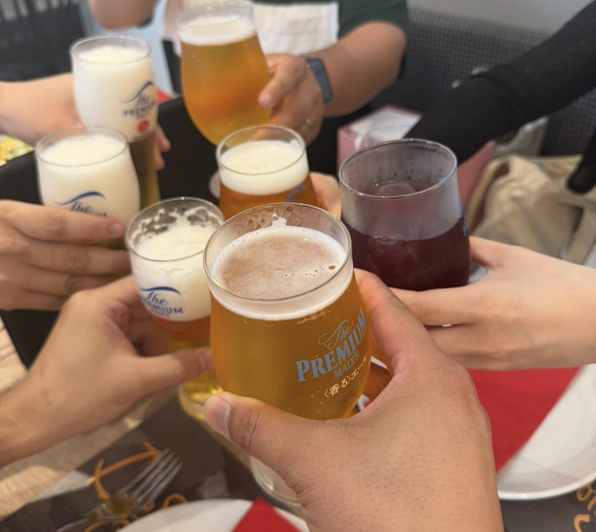 ryotarorobl's tweet photo. LLP25の打ち上げしたよ🍺
🥩食べ過ぎたな🍴 https://t.co/P2T3yJ3DCW