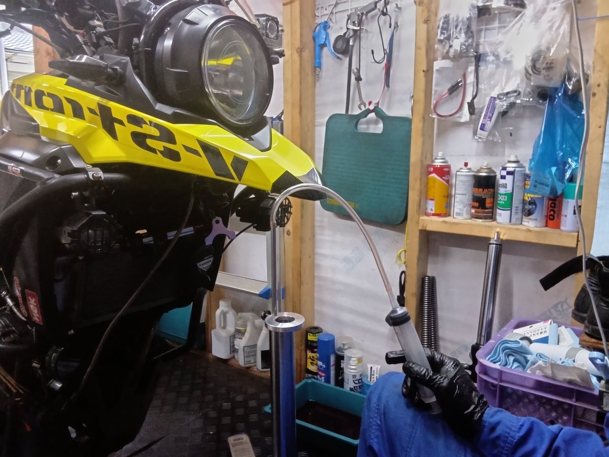 jimw33224's tweet photo. バイクが癒しならメンテは治療である https://t.co/QJQDR9zSnA