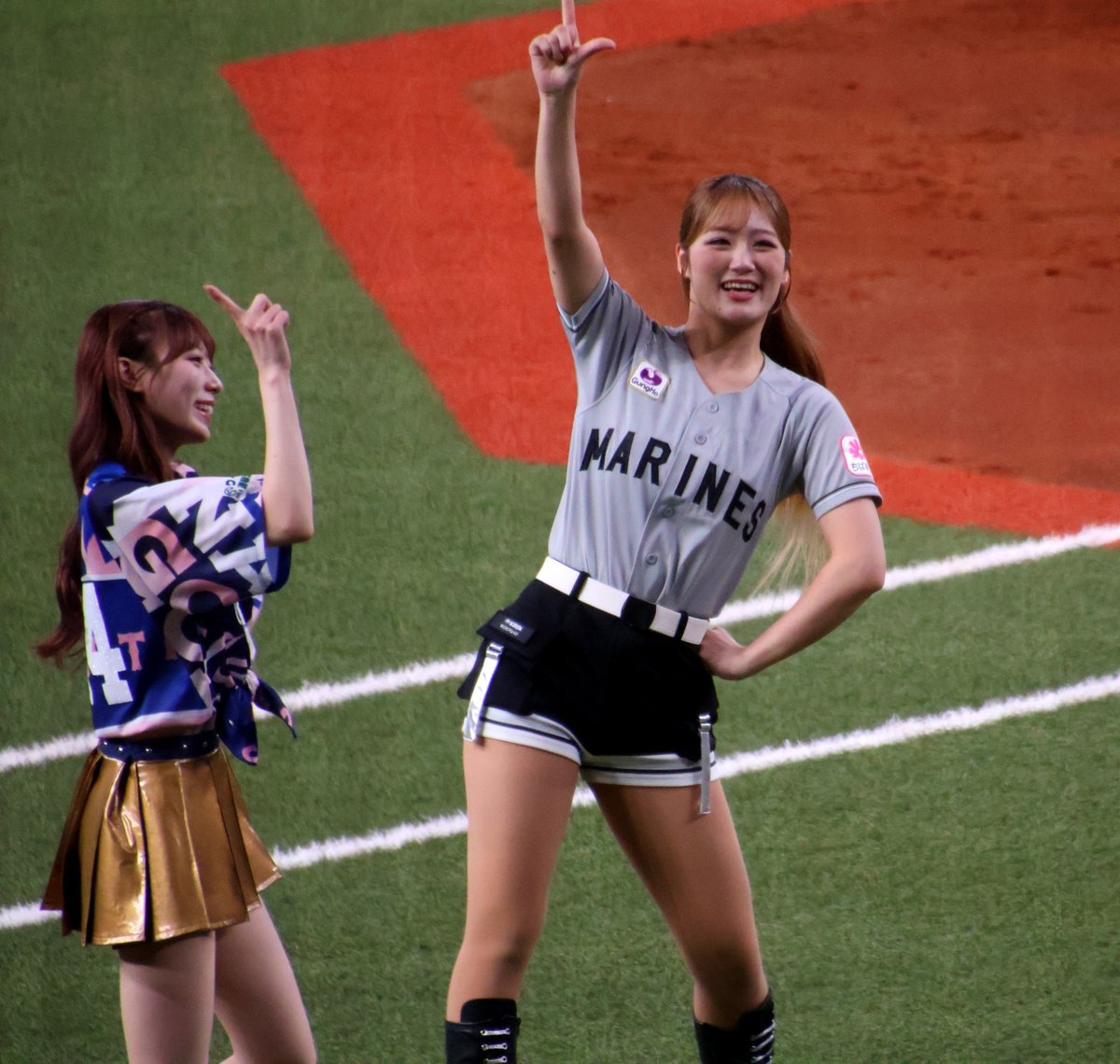 mayumi_yuri's tweet photo. マリーンズのビジター応援デーで、
京セラドーム大阪へ来られた
M☆Splash‼︎HATSUNE🐈️☺️
#エムスプラッシュ #msplash #HATSUNE #初音 #ビジター応援デー
https://t.co/3vPNZ4wJ0r https://t.co/aN59FdZcac