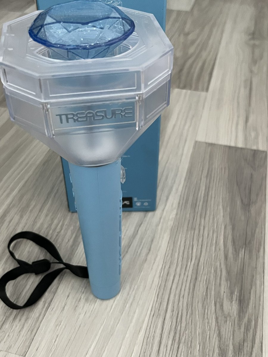 monyaa7's tweet photo. ส่งต่อแท่งไฟ 500 บาท🎪  
ค่าส่ง 40 คั้บ

#treasure #สมบัติ #ตลาดนัดเด็กสมบัติ
#ตลาดนัดtreasure https://t.co/rnOhymSqdk