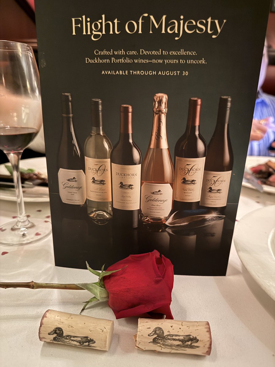 MBenzJ's tweet photo. @CapitalGrille #generouspour &amp; #happyanniversary https://t.co/MkE4a9hK2j
