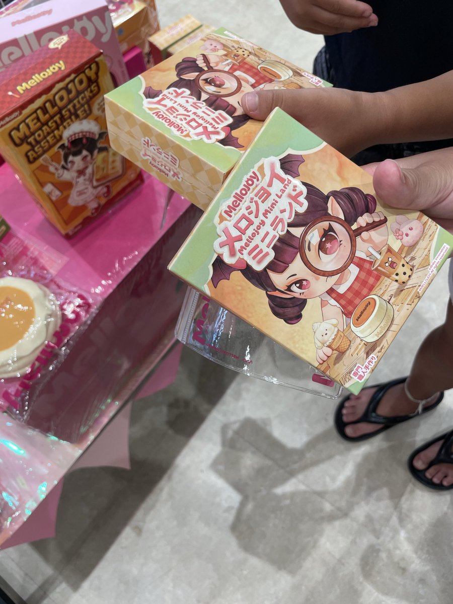 Yesnobattle's tweet photo. イオン名護店のMellojoy販売企画ですが、本日無事に盛況の中終えたと思います。

暫くは定期的に沖縄県内にて、実施させて頂き、このツイートをフォロー&amp;RTしてくれた方には当日ささやかながらのプレゼントをさせていただきます。

本当にたくさんのご来店ありがとうございます。感謝。 https://t.co/6KM7Z5Qxpc