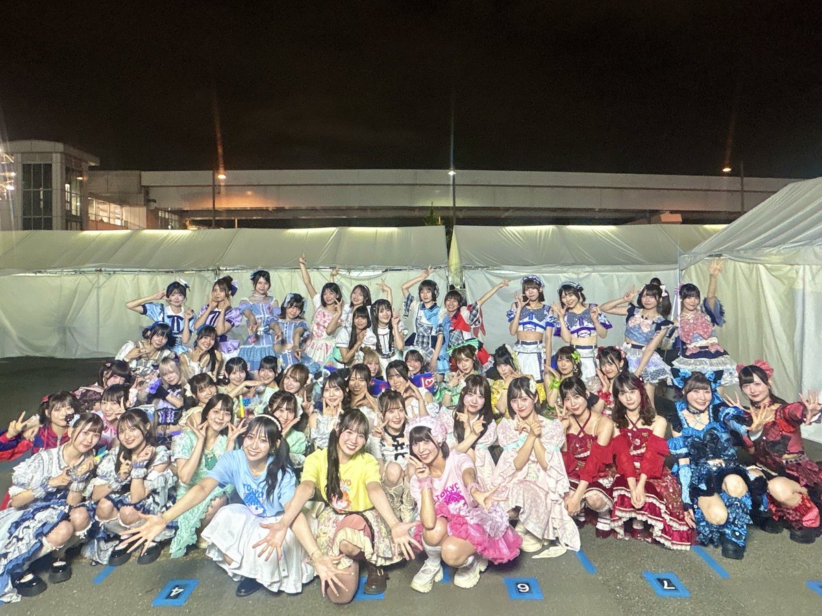 TIP_TIF_staff's tweet photo. #TIF2026 3日目
この後
HOT STAGEでは... グランドフィナーレ！！
大集合した登場前の姿をパシャリ📸

配信はこちら
https://t.co/kUvuSC4f3U https://t.co/IbVpqjE9EV