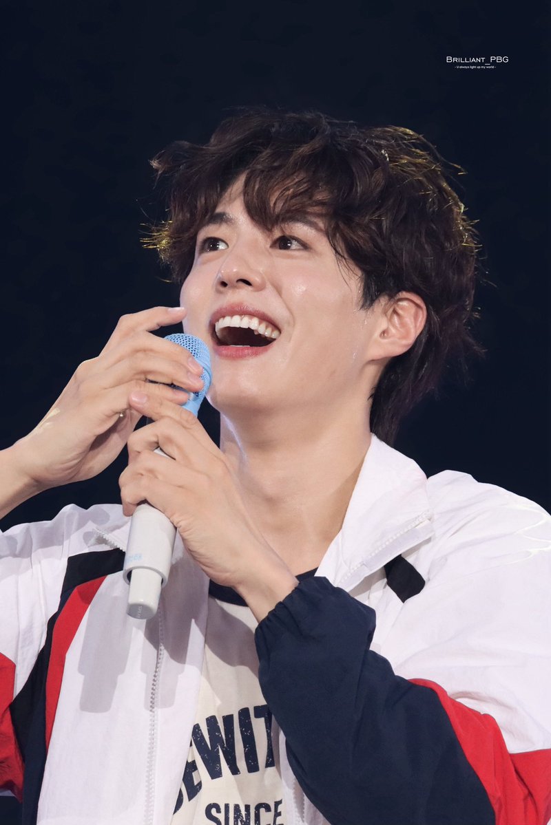 Brilliant_PBG's tweet photo. 작년 오늘 … 
20250802
PARK BO GUM 2025 FAN MEETING TOUR
［#　BE WITH YOU］IN SEOUL- Day2 
JANGCHUNG ARENA   5:00PM

1년이 지나도 계속 멋지고 귀엽고 이것은 영원하네요🥰

@BOGUMMY 
#박보검 #パクボゴム
#ParkBoGum #朴寶劍 https://t.co/rx4y8vNiWu