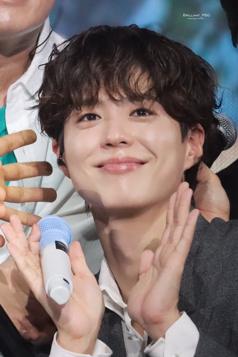 Brilliant_PBG's tweet photo. 작년 오늘 … 
20250802
PARK BO GUM 2025 FAN MEETING TOUR
［#　BE WITH YOU］IN SEOUL- Day2 
JANGCHUNG ARENA   5:00PM

@BOGUMMY 
#박보검 #パクボゴム
#ParkBoGum #朴寶劍 https://t.co/4vBinJ54zr