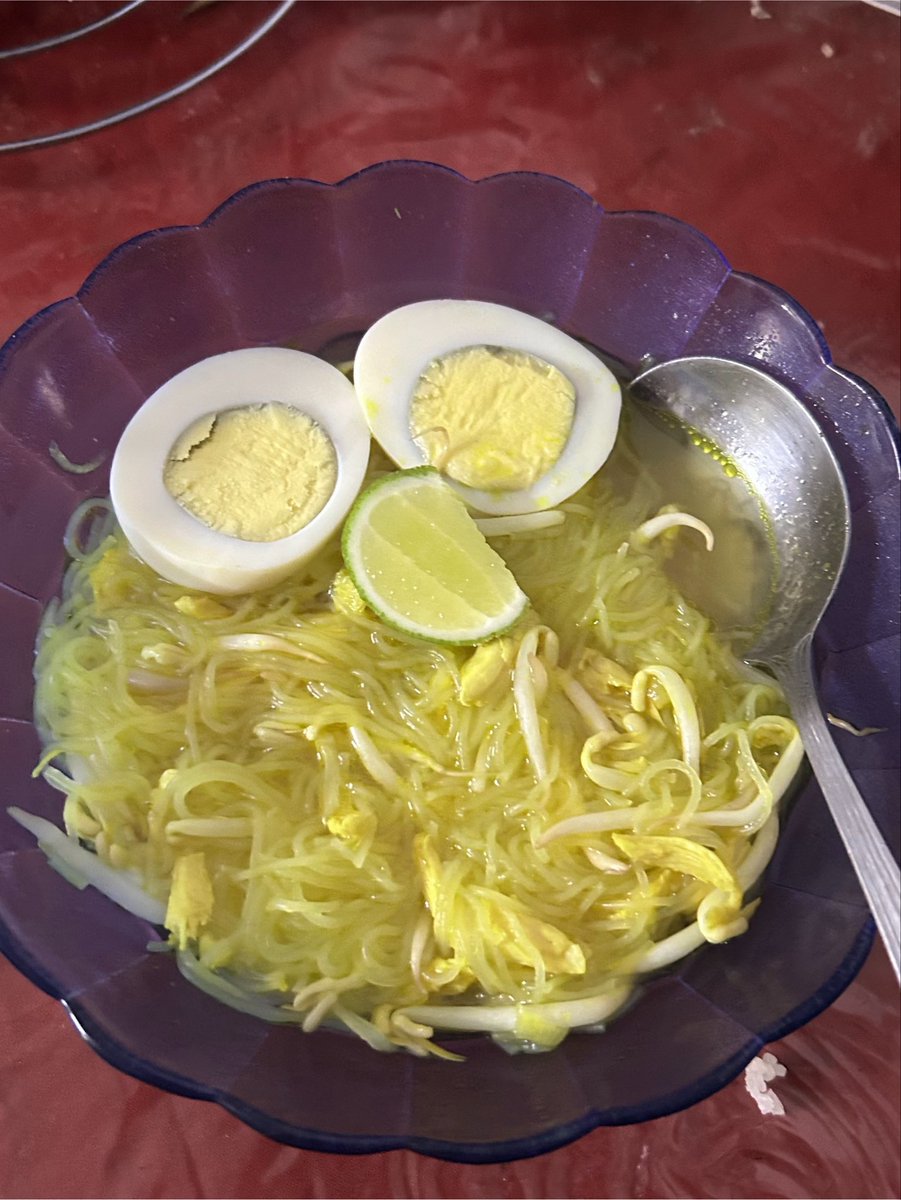 marsyakrn's tweet photo. berhasil membuat resep soto ayam enaaak huehehe 🫰🏻 https://t.co/Xfla4sqoJL