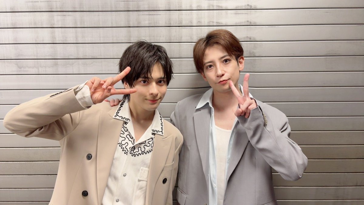shion_otomo's tweet photo. 大友至恩BIRTHDAY EVENT 2026
誕生日の少し前ですが、無事閉幕いたしました！
ご来場頂きありがとうございます！😭

豪華なゲストの方、そして！！
びっくりしましたー！
大勢の大先輩にコメントをいただけてとても嬉しかったです！！！
素敵な先輩と応援してくださる皆様に
恵まれて僕は幸せ者です！！
19歳の大友至恩もしっかり見ててくださいねっ！😉
#バーイベ