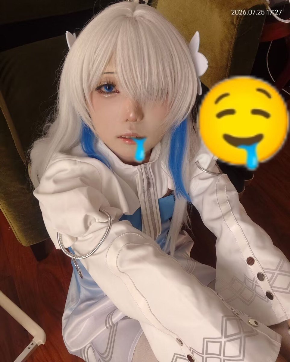 ezNMp74ofe35121's tweet photo. 🙂🤤
#ヰ世界情緒美術部  #神椿変身部 #cosplayㅤㅤㅤㅤㅤㅤㅤ https://t.co/iPfC0IldYi