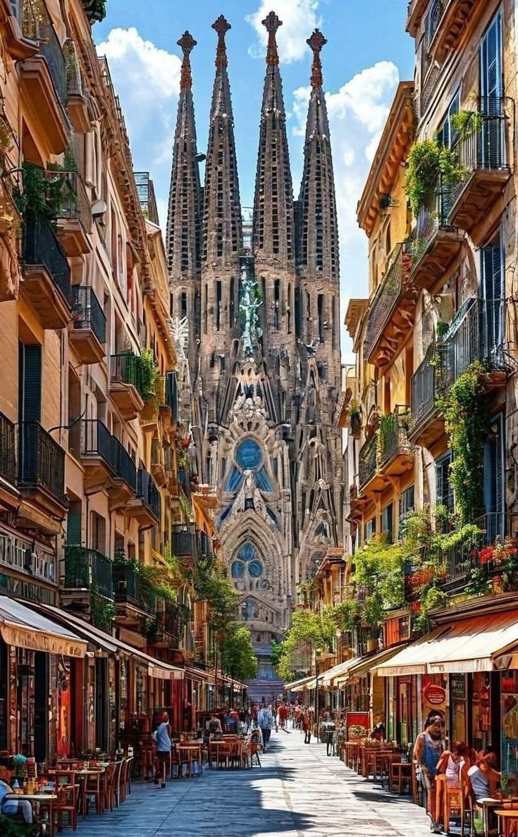RoamingRoutes1's tweet photo. 📍 Barcelona, Spain 🇪🇸 https://t.co/bDzNrV47pY