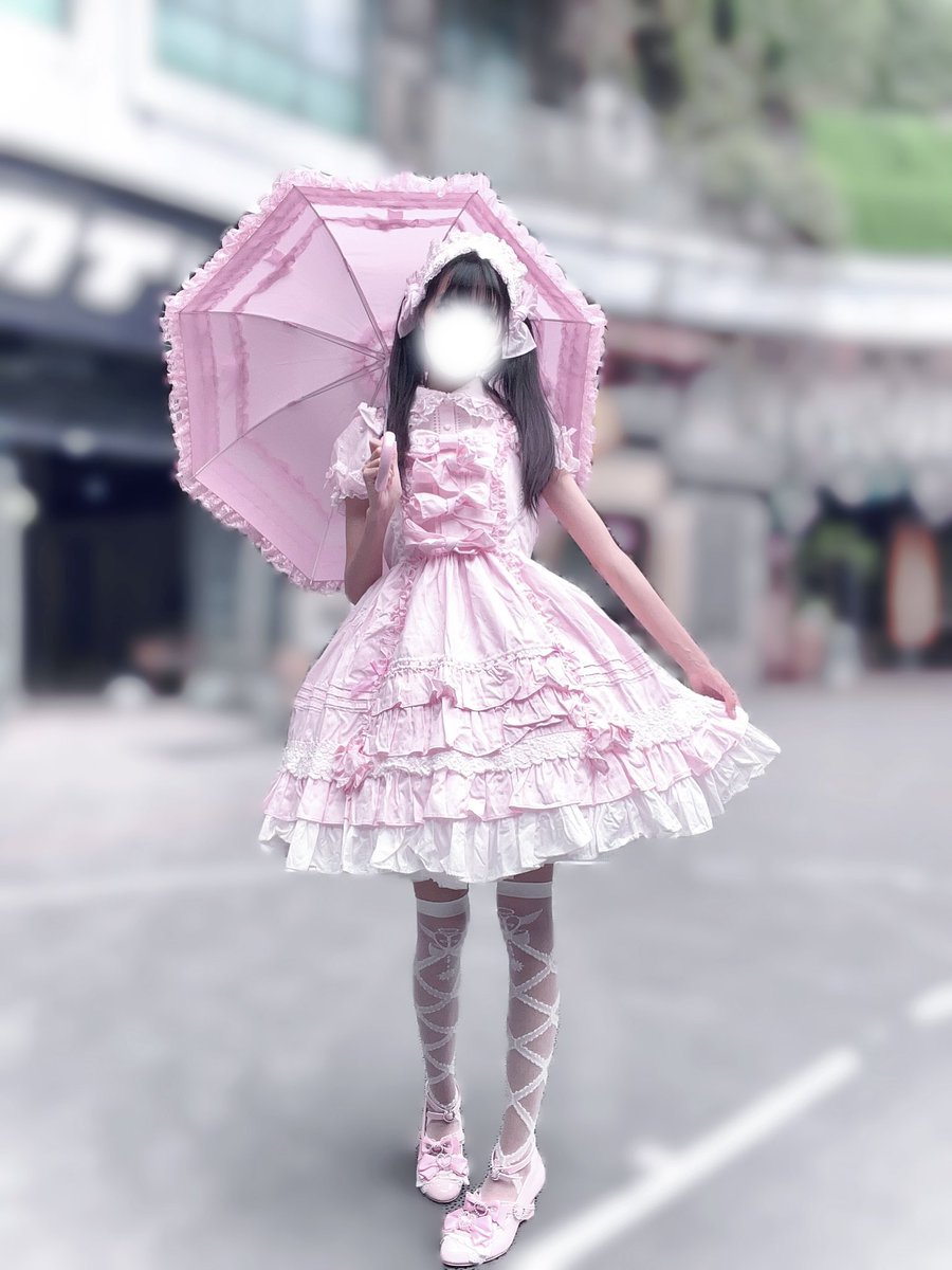 icekaiyun's tweet photo. 👗：ap sweet frill
尖头鞋我爱你💕 https://t.co/KFL0OGLKLj