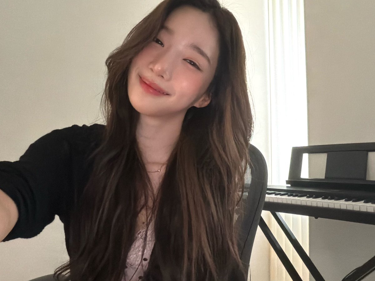 _mueang's tweet photo. :¨·.·¨:  .       ⊹         ˚          ⁺          ⋆    
 `·. 260802 #김유연 코스모 톡 𐙚⋆˚
        ⁺        ˚        ⊹        ⋆         .        ˚

#tripleS #트리플에스 https://t.co/KQ3hApUdB9
