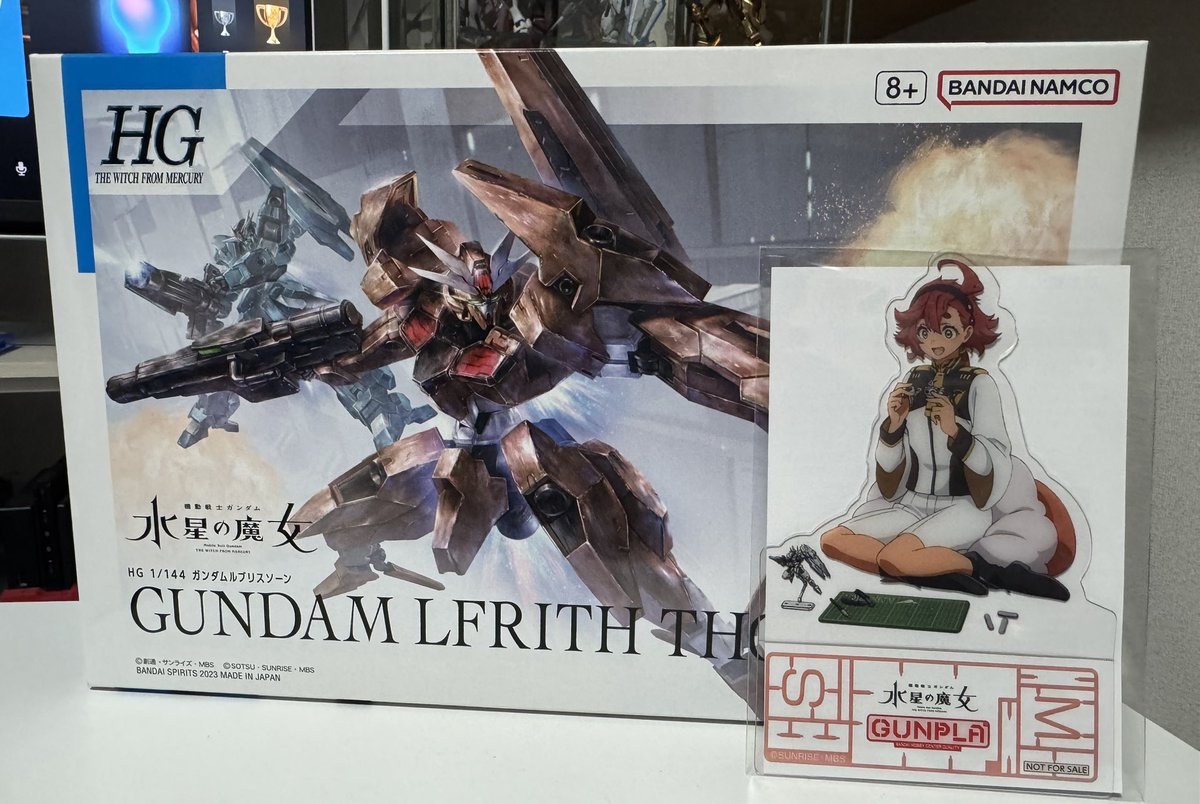 JAIROmk2's tweet photo. 水星の魔女ガンプラキャンペーンということでHGガンダムルブリスソーン買って来た、スレッタのクリアスタンドGET👍
8月中旬のキャンペーンはミオリネなので🦊そっちでも買って揃えたいね😁
嫁ちゃんが欲しがってるニカ姉or対となるルブリスウルかな🧐
#ガンプラ　#水星の魔女 https://t.co/aU4bqj7p8J