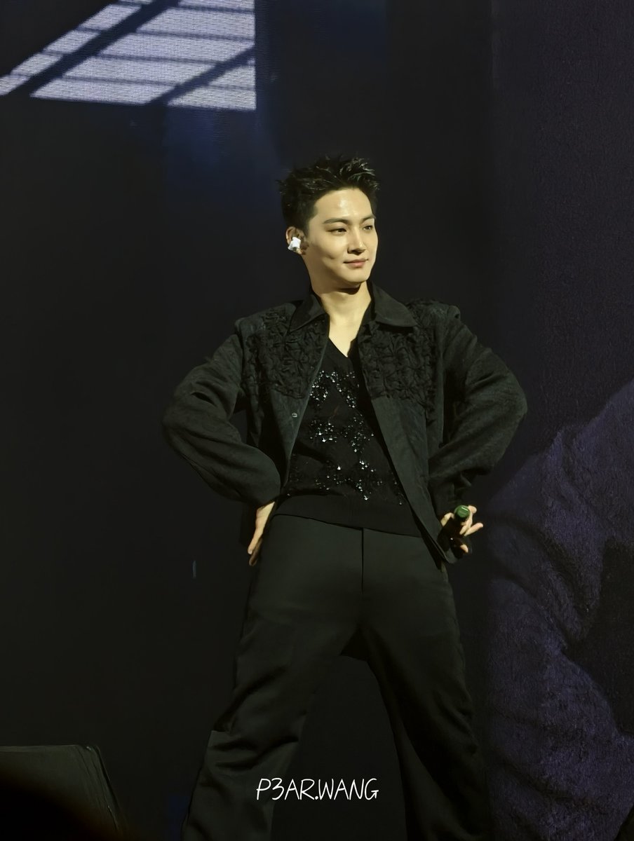 P_3AR's tweet photo. นั้นท่าอะไร 55555555

#JAYB #제이비
#2026tape_roots_taipei https://t.co/YNOeQo7Lnq