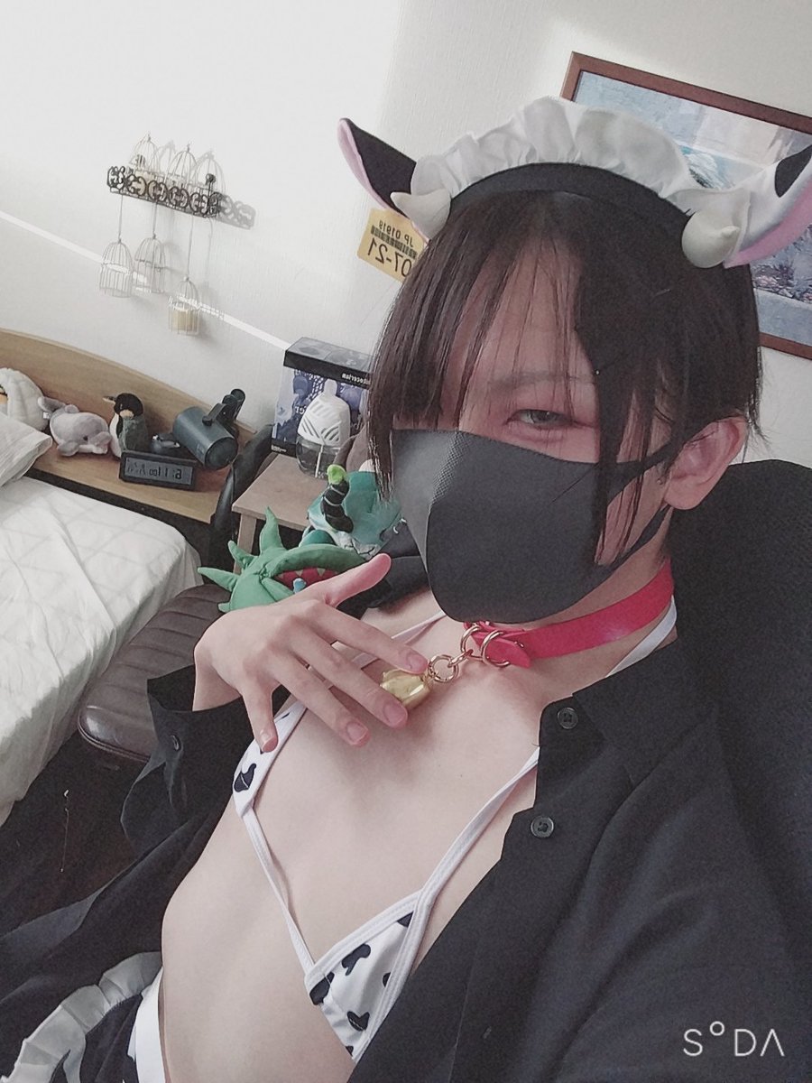 O_Rin_nu's tweet photo. 牛柄ビキニ成人男性(25)です https://t.co/3sgebOlt9s