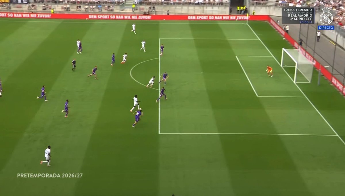 balushiRM's tweet photo. Endrick’s smart movement went unnoticed.

i1: He attacks the box, looking ready to receive and finish.

i2: notices the man to man mark and instead of forcing the shot, drags the defender away.

i3: This creates space for Cama to find the easy pass (assist).

What a player. https://t.co/nwxznFgOqp