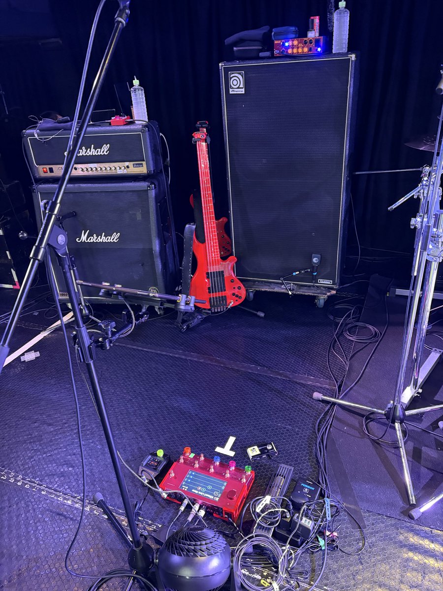 IKUObass190's tweet photo. ERI KITAMURA LIVE TOUR 2026 
IΣP4CT!!!SCRE4Σ

川崎Serbian Night！

無事終了しました！

会場の熱気ヤバかった！

最高に熱く楽しかった！

残すは

ファイナル！！

後悔しないよう

弾けたいと思います！！

#キタエリライブ2026
#喜多村英梨
#キタエリ
#KITAERILIVEALIVE2026 https://t.co/sIkbczBlcO