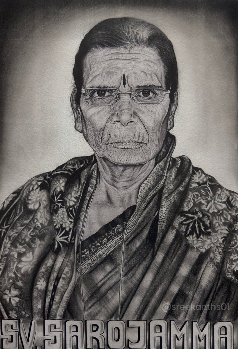 _SreekanthS_'s tweet photo. Pencil art of my ‘Amamma’ ✏️

Time spent: 16+ hours
Pencil: Charcoal
Size: A3

Also, let me introduce you all to my Amamma. 👇🏽 https://t.co/3iloV6mJF6