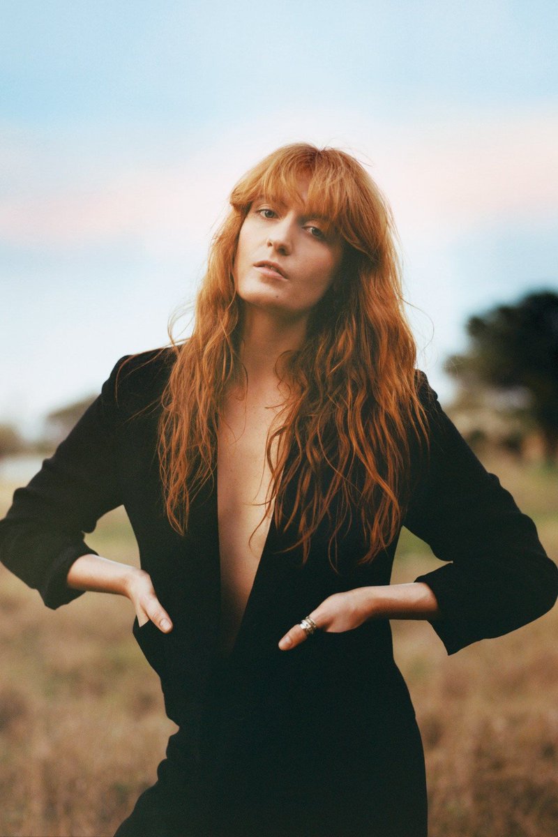 PopTingz's tweet photo. Happy 40th birthday to the talented Florence Welch. https://t.co/3UeHplJJgA
