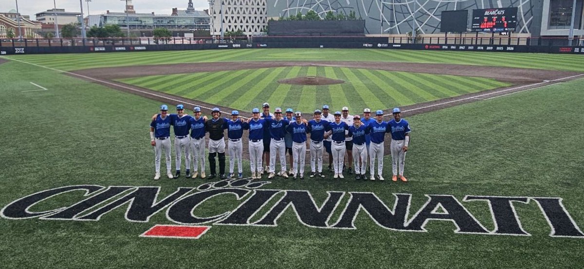 SHK_Hard_Knocks's tweet photo. The TOC in Cincinnati is my favorite event every year. The only downside? It means the season is almost over.

Proud of this 17U Gold group. Three incredible years together—from learning to trust each other at 15U, to winning at 2 huge events Grand Park, to standing 6-0 and playing in the TOC semifinals today.

Thank you to our players for believing in Landsharks and proving great baseball can be played in the North. Thank you to our parents for believing in our vision and choosing #WorkHarder.

Now let’s finish what we started.

#SharkFamily #LastTeamInTheParkingLot