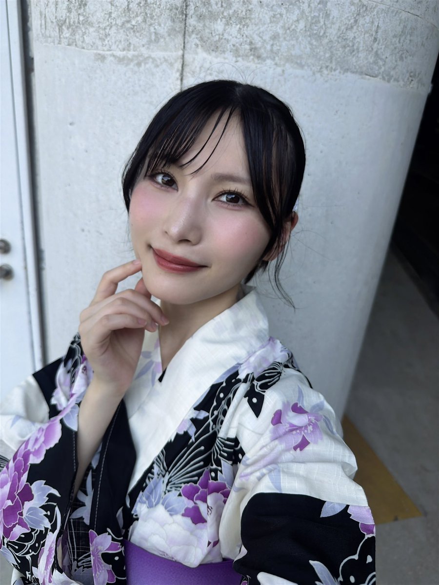 seina_fuku48's tweet photo. #AKBが好きish 握手会2日間ありがとう🎆
２日ともに当日券完売で嬉しかったな😉
今年の夏もたくさん思い出ができそう…！
#スクプロ 楽しかったよって声がたくさんでまたライブすぐやりたいなぁ https://t.co/sIN0TU95Ex