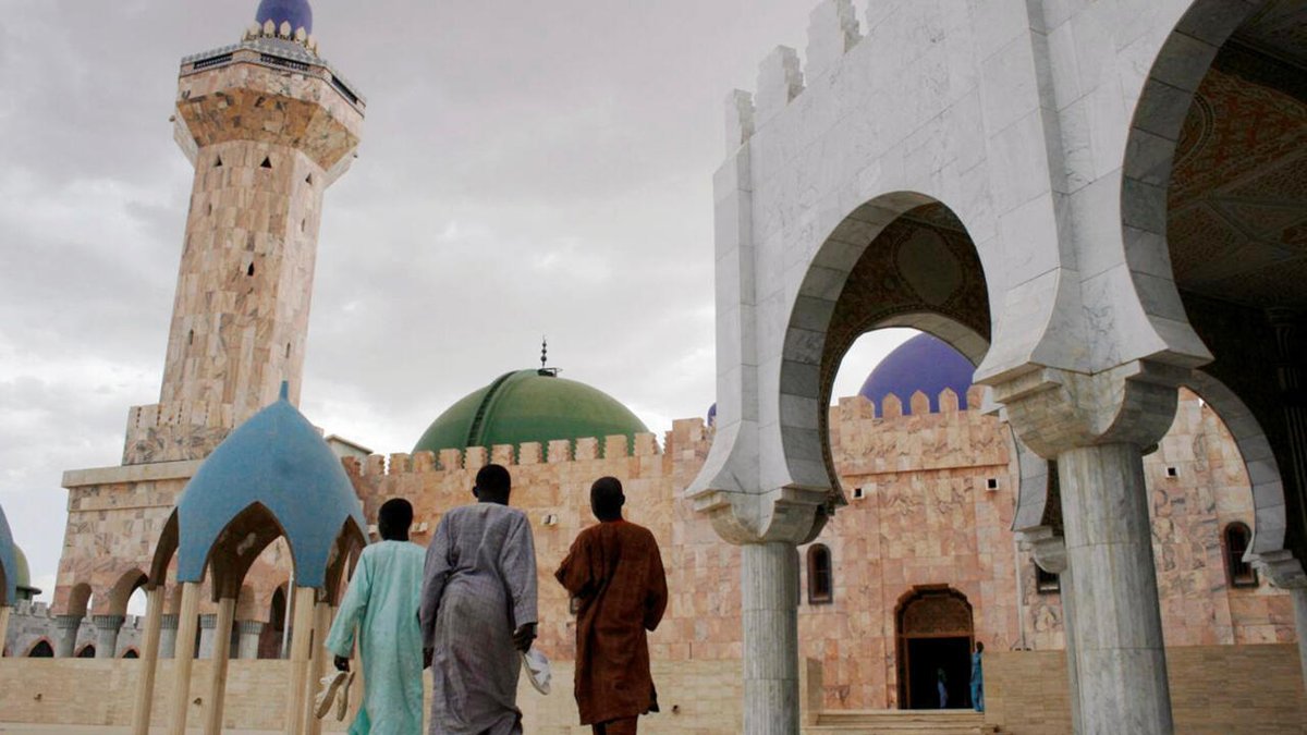 RFIAfrique's tweet photo. Sénégal: à Touba, les retombées économiques du Grand Magal en nette hausse https://t.co/shy70YfXyx https://t.co/3XQiW9vlH6