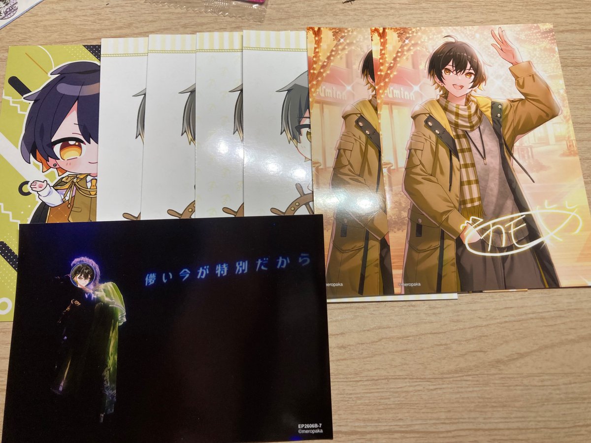 Tiisanamerorisu's tweet photo. @rinne26 お望みのものはないかもしれませんが、こちらを所持しています。
実写はなるべく2:1でお取引したいです。
4枚目参照で、実写1枚がこのような状態になってしまっています。
ご検討よろしくお願いします https://t.co/gnJVrivtbC