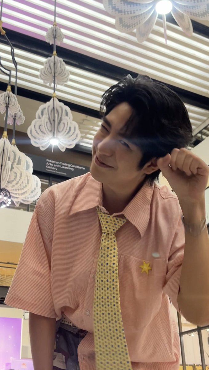 fis94's tweet photo. กรุเสียยชีวิ้ดว่ะะะ ;------; https://t.co/rnyEDymVUq