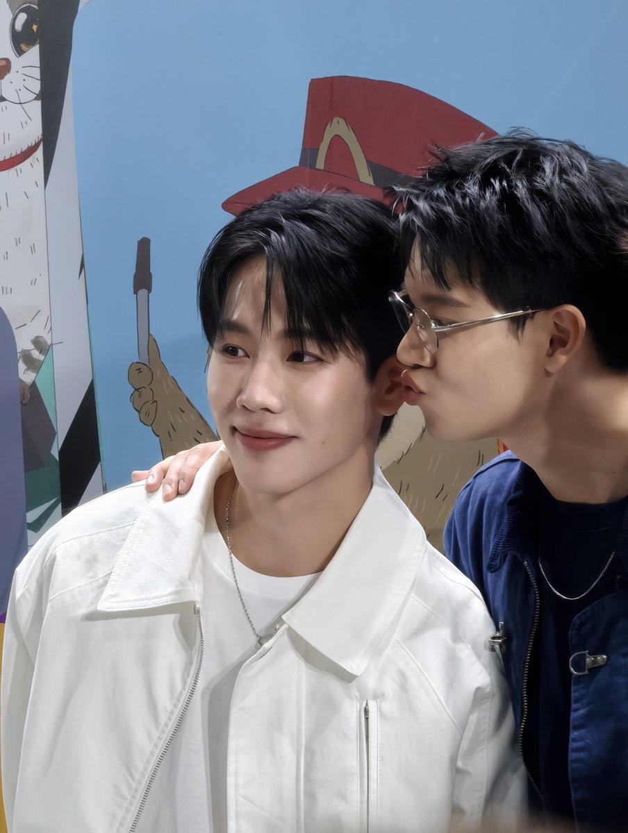 Immilky3's tweet photo. ใครไหวไปก่อนเลย ทางนี้ไม่ไหวว่ะ 

😳😳😳

#VIFxYWZSPetexpo
VIF X YINWAR ZUSAM https://t.co/cR6MHe4RhD