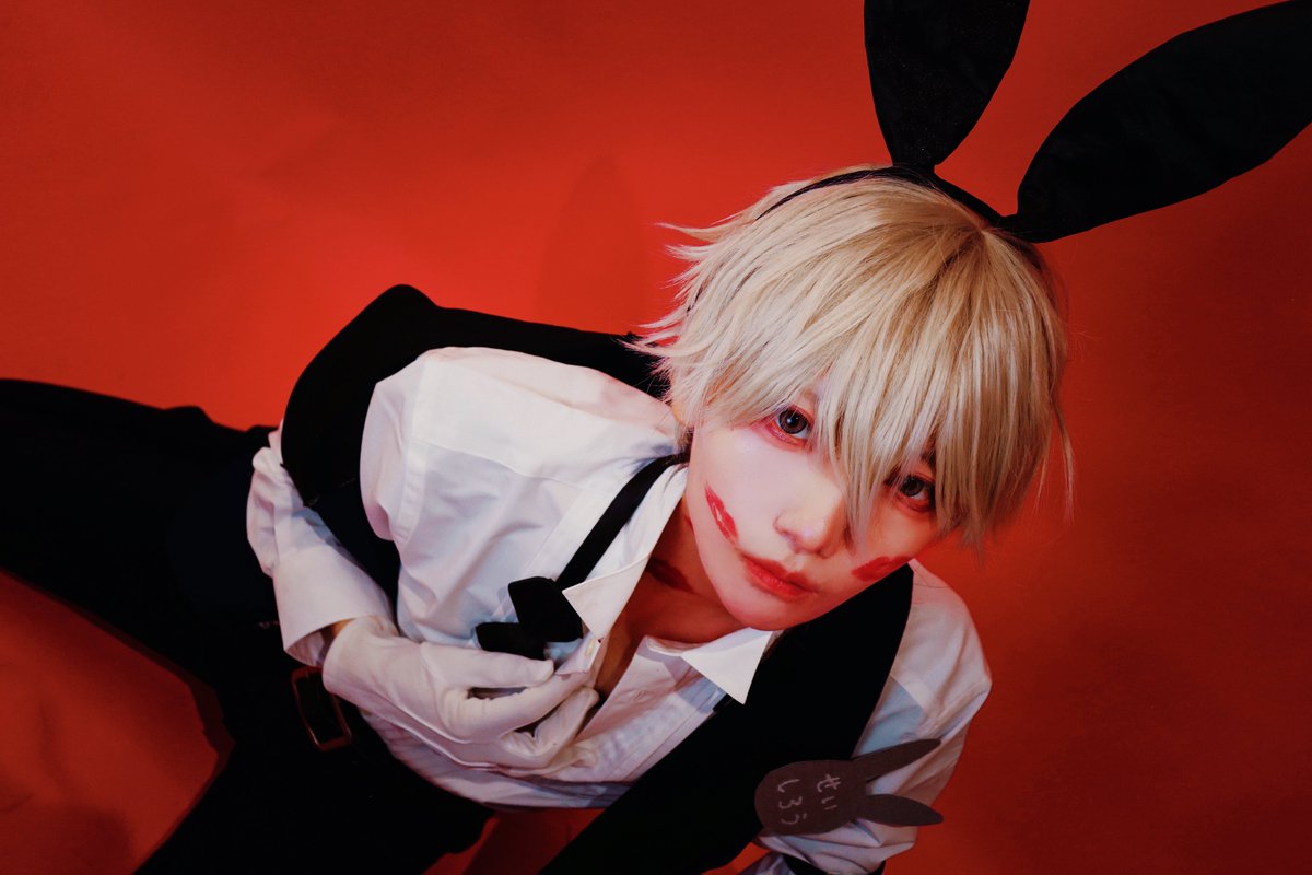 asabaneterukun's tweet photo. cos 🐰の日💋 https://t.co/8unzLpSElh