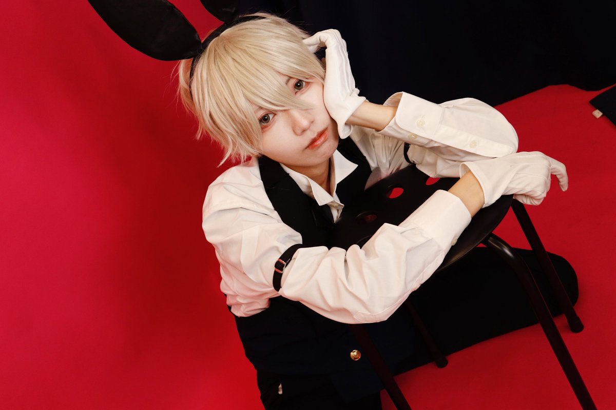 asabaneterukun's tweet photo. cos 🐰の日💋 https://t.co/8unzLpSElh