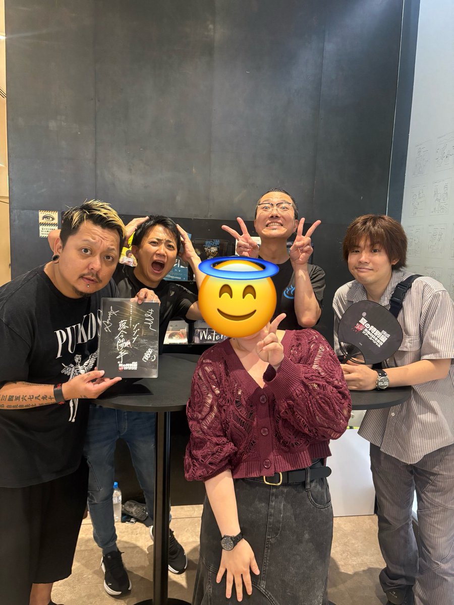 sei5x1122's tweet photo. ゾゾゾの夏が今年も来たー！
「緊張するから会う前に1杯引っ掛けてきました！」って言ったら笑ってくれたwww嬉しいwww
内田さんとは初めましてだった！やっと全員に会えたー！
ゾゾゾメンバー箱推しだけど中でも山本さん最推しです🫰
次は8/7の上映会で！🫶🫶
 #ゾゾゾ https://t.co/KxwKPkaCf3