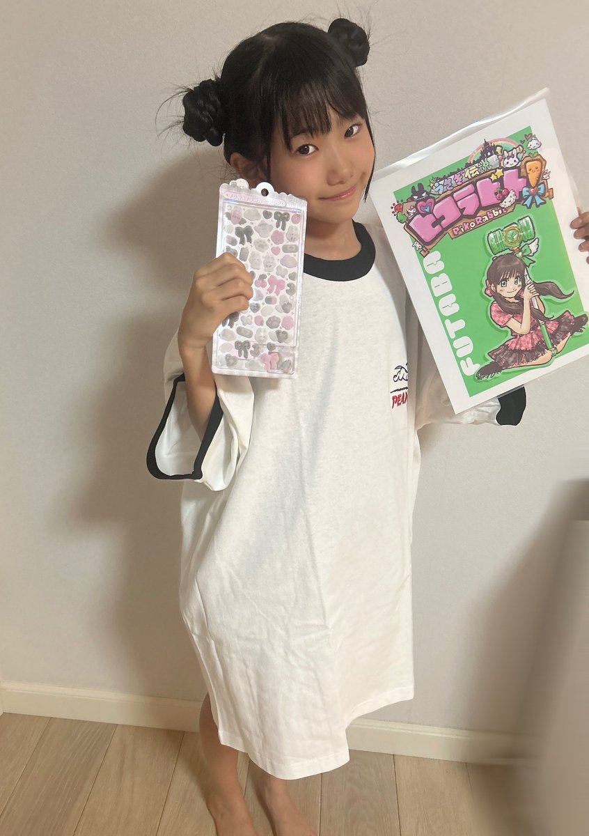 DP_FUTABA's tweet photo. こんばん🌱
今日はライブありがとうございました‼️めっちゃ楽しかった😁前半はツインテール巻で、後半はスーちゃん&amp;ミニーちゃんだよ❣️
プレゼントもありがとうございます💕
ステキなお写真ありがとうございます꒰՞⸝⸝ ♡ ·̫ ♡ ՞꒱
おやすみなさい💤 https://t.co/X29FfxMvW0