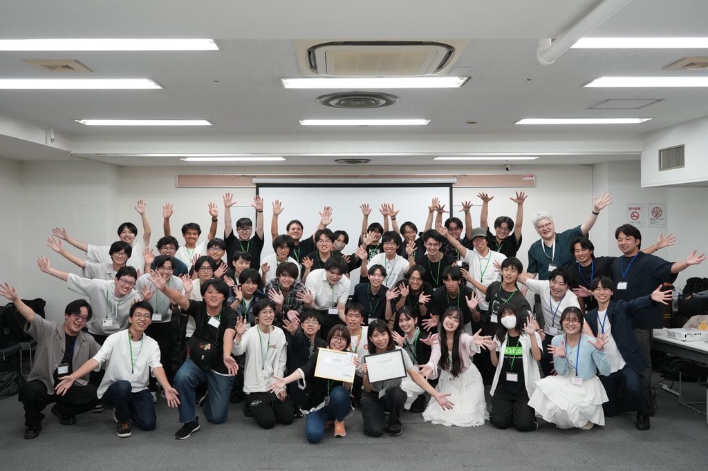 888_inc's tweet photo. ☀️DemoStage Summer 終了！

ご参加いただいた皆さま、本当にありがとうございました！🙌

学生エンジニア同士の交流や企業の方との技術トーク、たくさんの素晴らしい作品に出会える1日となりました✨

運営一同、心より感謝しております。

また次回も、さらにパワーアップしたDemoStageでお会いしましょう🔥

#demo_stage_summer