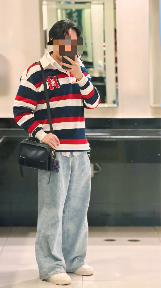 NineNaniNine's tweet photo. Went to see @phuwintang today wearing all his brand endorsement. A @TommyHilfiger Rugby Shirt and Polo with a @LoeweOfficial Amazona Bag and Pants. Hearing him say “Thanks” made me feel all the efforts are worth it. To finally be seen by the person you are looking up to ☺️ https://t.co/z4WnoziV2u
