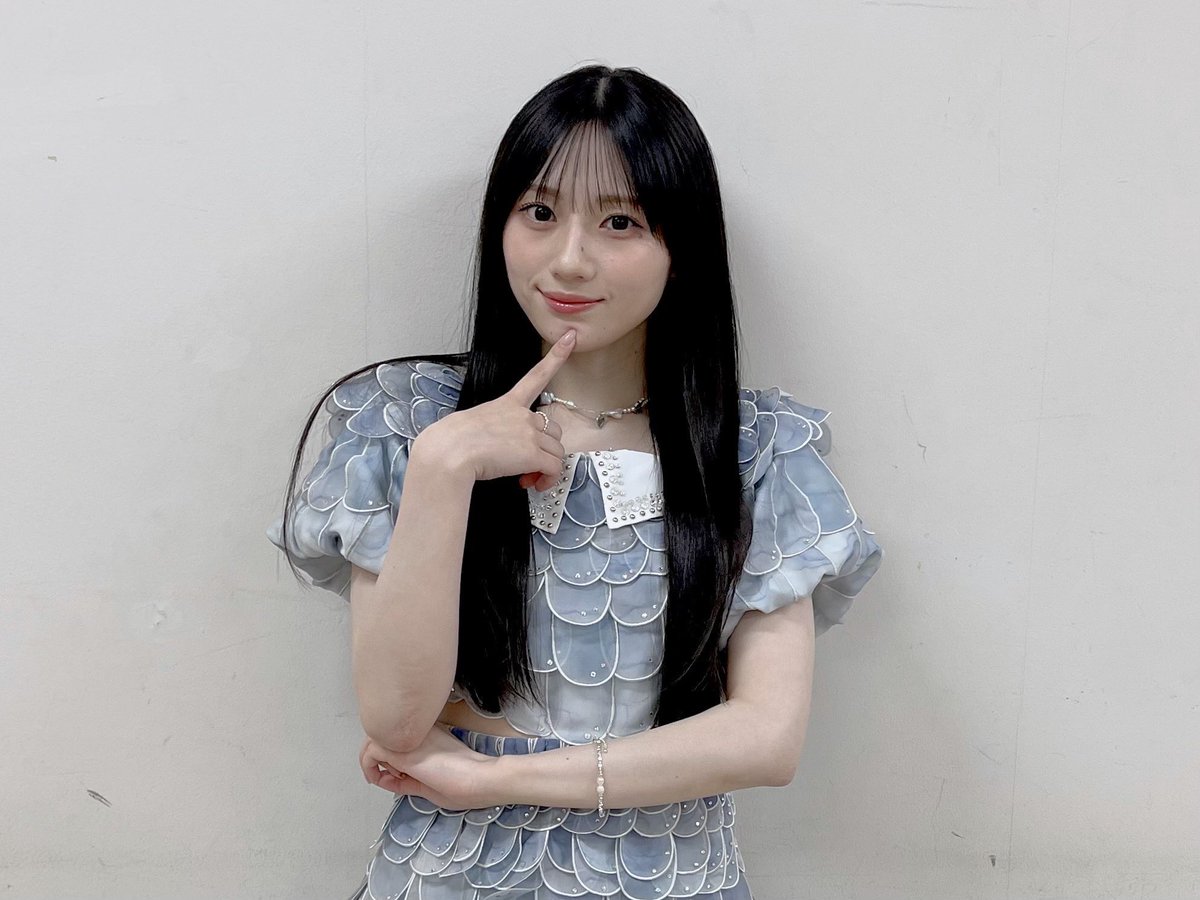 nogizaka46's tweet photo. お待たせしました！

#川﨑桜 がNHKのスタジオに到着しました！！

引き続き、現在生放送中のNHK AM「らじらー！サンデー」をお楽しみください😊🎶

#nhkらじらー
#乃木坂46

https://t.co/jNl7iGb5F2 https://t.co/qwgkm3Vlm4