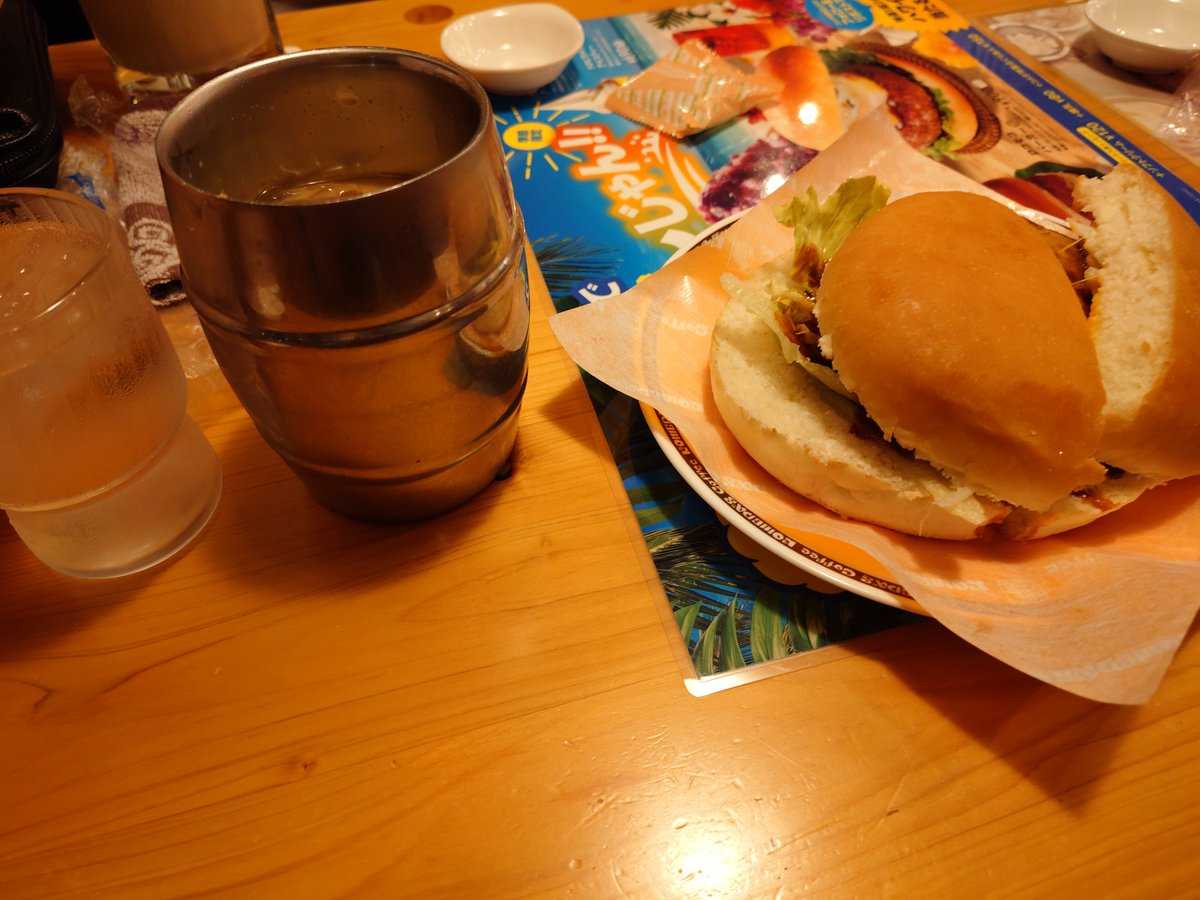 sinchan_0812's tweet photo. ロコモコバーガー https://t.co/M0xxaTQoMF