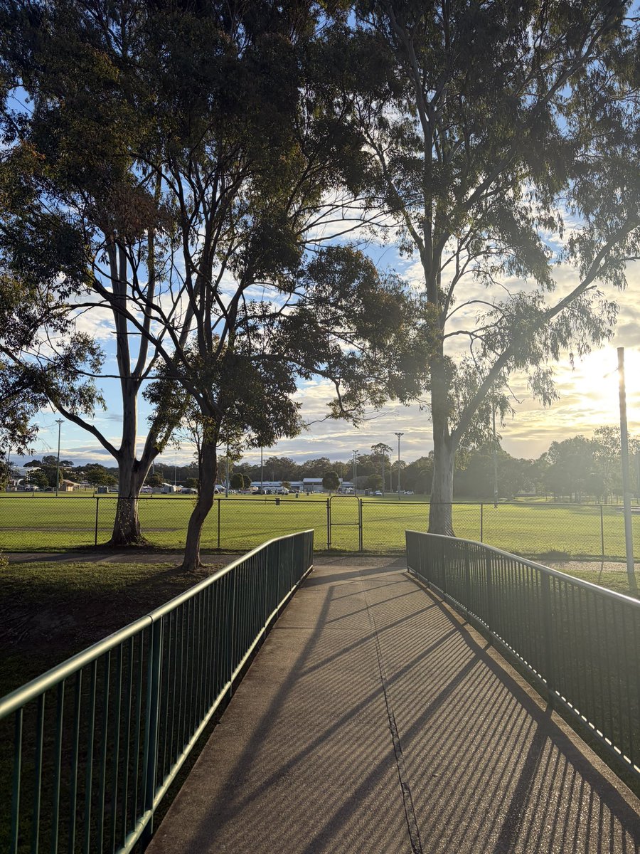 delicate1818's tweet photo. Australia に来ています
NZと雰囲気似ているpeaceful な
場所で滞在している🌱🍃🌝 https://t.co/xUbPCXY1rh