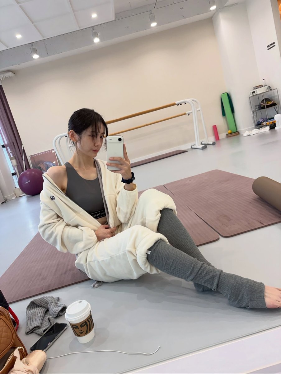 J2hyuk's tweet photo. >>발레하는 박지현<<
 
웅 너무 조코~(ง ˆ̑ ‵̮ˆ̑)ว゛ https://t.co/j8gy3HNFDL