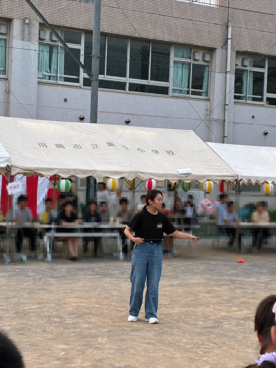 Chuo_juggling's tweet photo. 8月1日、新百合ヶ丘の夏祭りでパフォーマンスを行いました🤹‍♀️たくさんの方に見ていただき本当にありがとうございました‼️
#ジャグリング
#夏祭り https://t.co/xWVkhqchHV