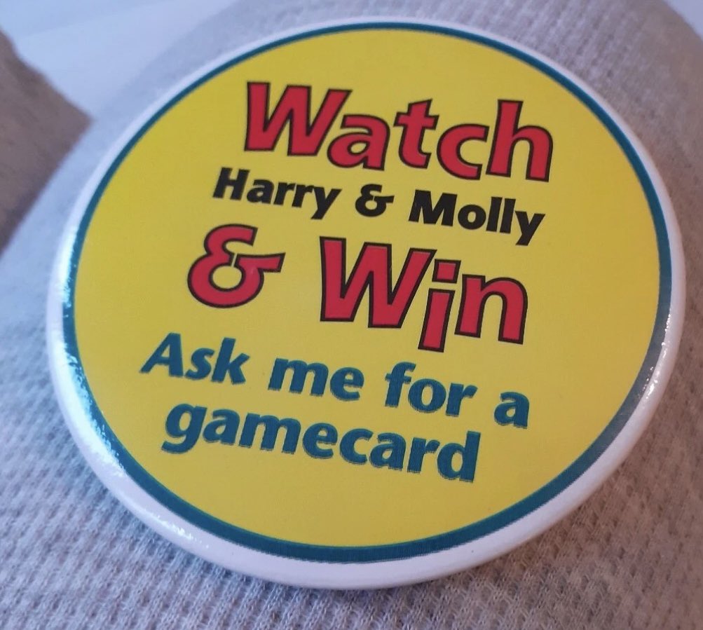 hot4440's tweet photo. Safeway uk badge 1990s unseen https://t.co/GH3Fy4PGTQ