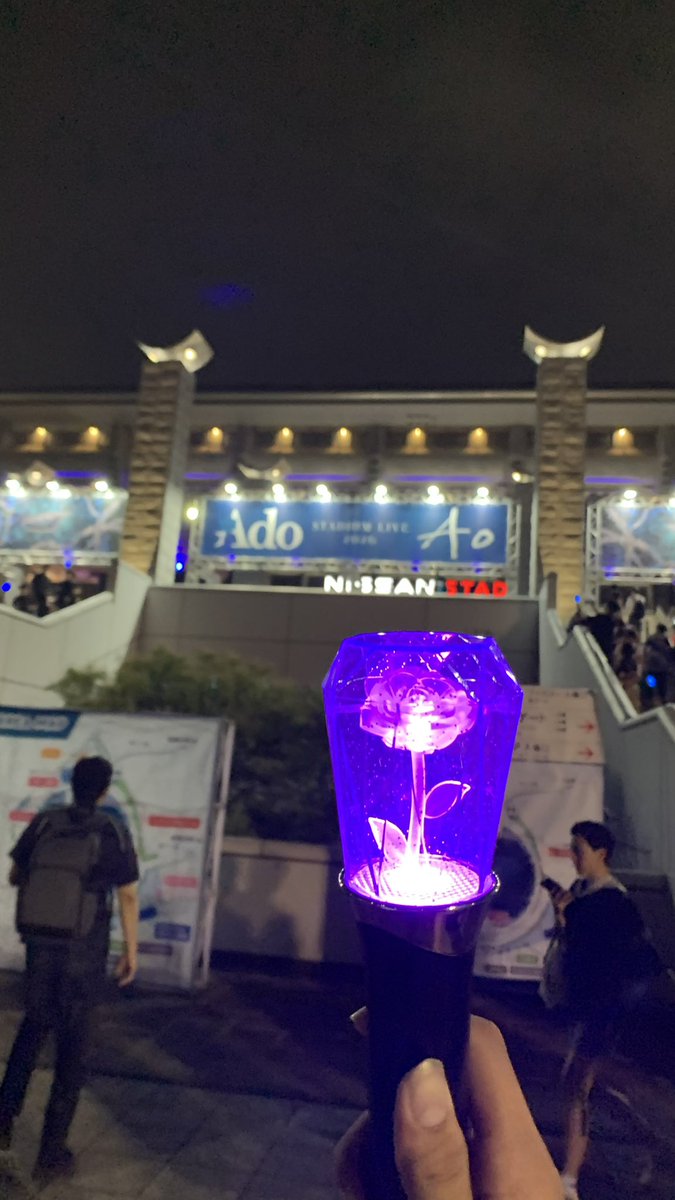 shizsig's tweet photo. 【固定】
静岡県出身の中学一年生のシズシグと申します！
信号機 Ado スニーカー 野球 が好きです！
信号機は撮り信メイン(最近は部活忙しいため休止中)
AdoはAdo民としてド基地会員&『Ao』1日目参加、そして代々木公演落選泣(まだチャンスあるけど)
スニーカーはAJ1を5足(リバースパンダ&UNSつま黒&シカゴロー&ミッドブレッド&初代コートパープル所持)
野球は燕魂(東京ヤクルトスワローズファン)
として、やらせてもらってます()
よろしくお願いいたします！