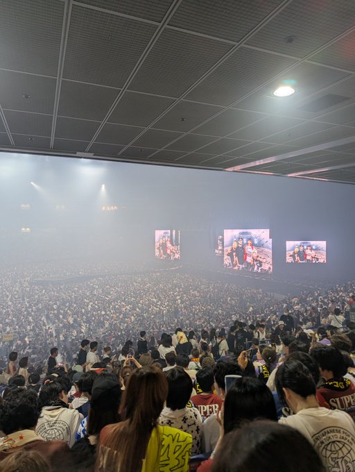 superbever_fc's tweet photo. SUPER BEAVER - 都会のラクダ DOME TOUR 2026
 
新たな物語の始まりを、全国どこからでも体感できるチャンス。今しか観られないこの瞬間を、ライブ配信でお楽しみください。
 
 ■ 詳細はこちらより⬇️
👉https://t.co/T050IauUP0
 
#SUPERBEAVERららぽ
#SUPERBEAVER https://t.co/v50luYX5bv