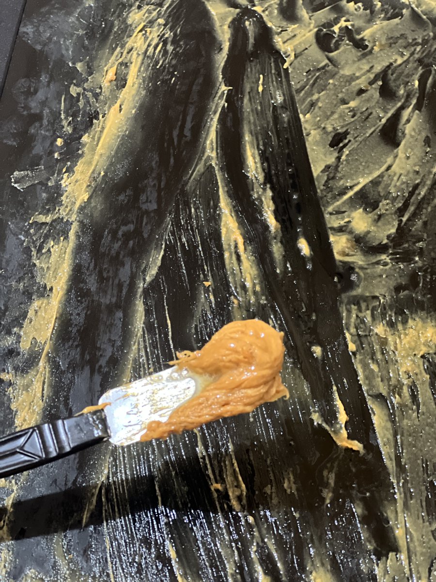 melonsodafizz01's tweet photo. i had the urge to scoop the cum off my screen and there was such a large amount o///o

i'll be smearing it back once i stop playing with it lol https://t.co/M2NneB3biG
