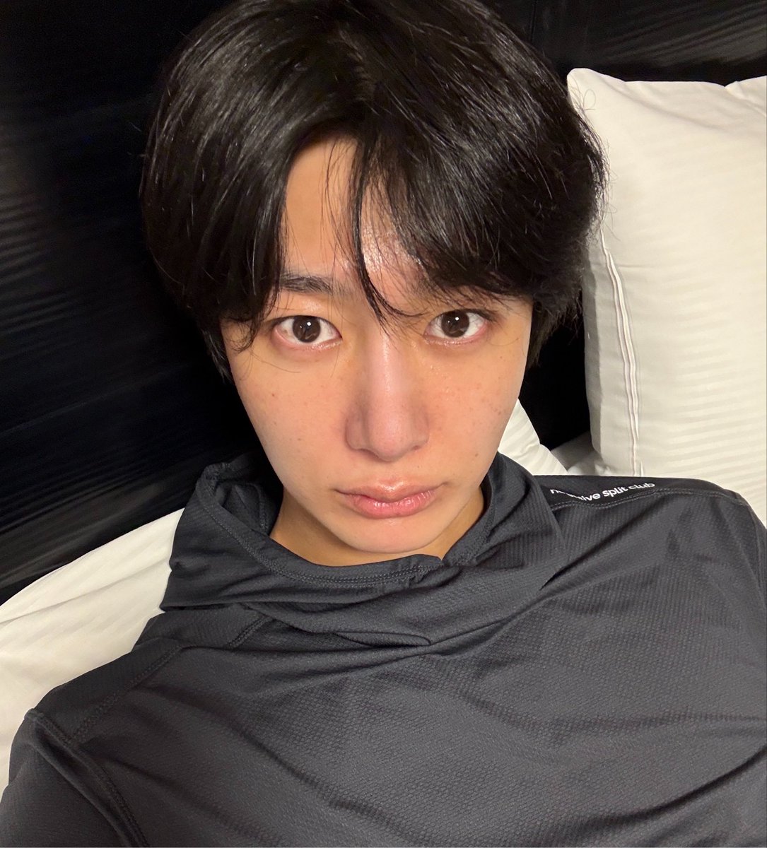 wonnieology's tweet photo. hyungwon’s pretty freckles big brown boba eyes eyebrows plump lips gorgeous face soft hair… he’s too beautiful i’m so in love with him https://t.co/pQO3z5X6fm