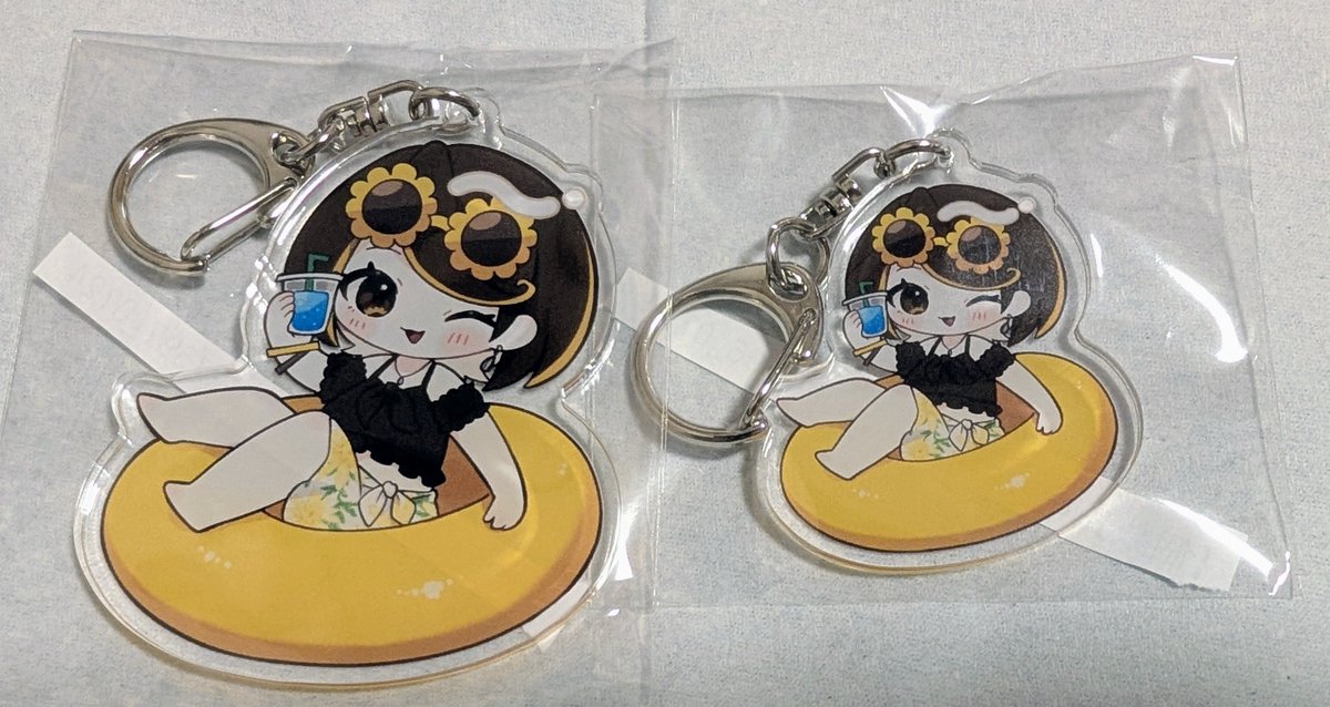 BatamonK's tweet photo. というわけでアクリルキーホルダーも届きました〜🌻
デカmaicoさんとミニmaicoさん両方購入したのでどちらも可愛いです
#maiこみゅ https://t.co/Jkmhok1fhE
