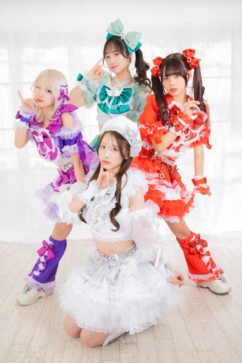ピアス　狐　面　水色　リボン　ビジュー　花　チャーム　推し　メンカラ　コンサート ArcanaCharm on X: 