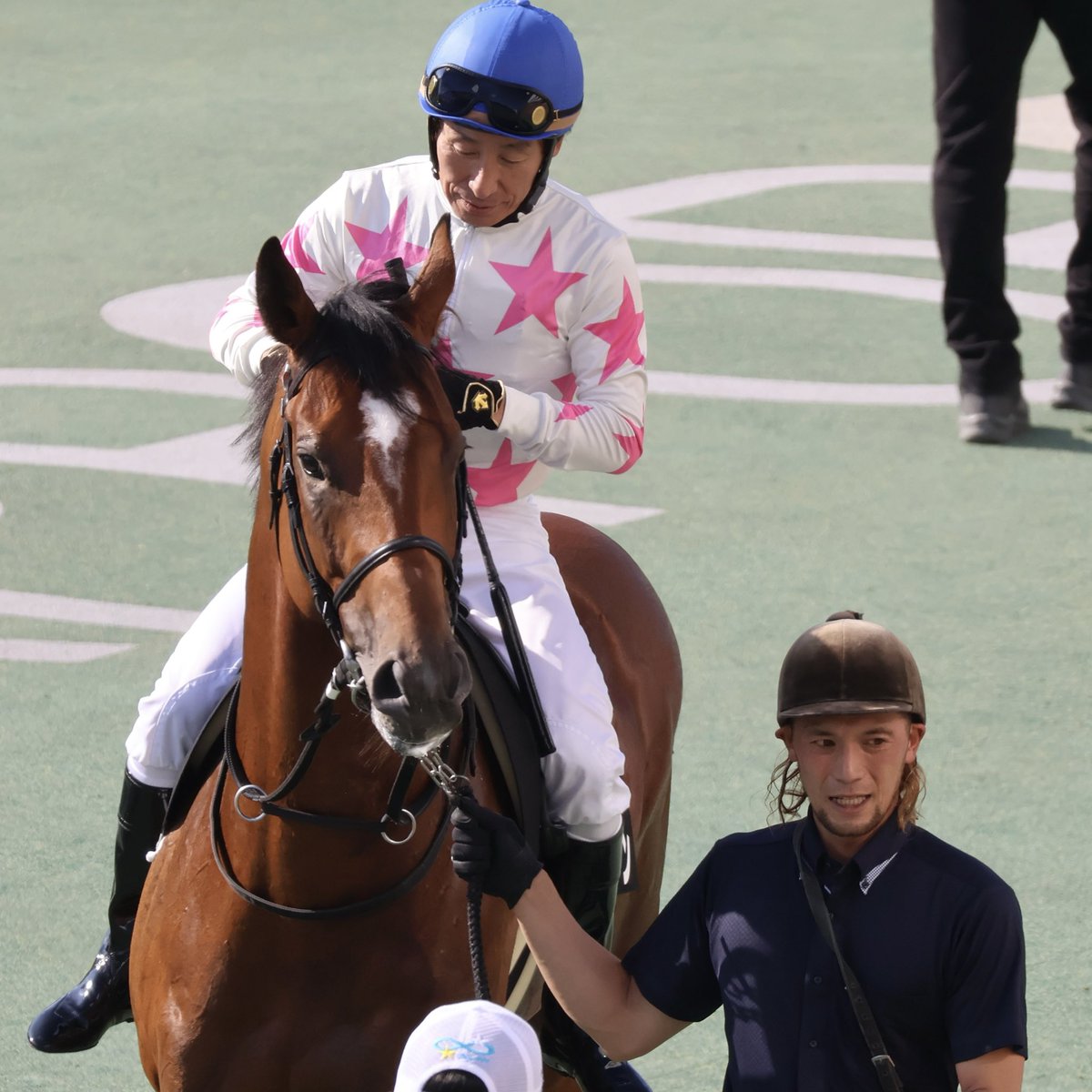 ___umas28's tweet photo. 久しぶりに会えたこのコンビ🐴🪶
1着おめでとうございます🎊
2026.8.2 札幌12R 苫小牧特別
#マテンロウサン
#黒羽根さん
#札幌競馬場 https://t.co/TUkofUFm3T