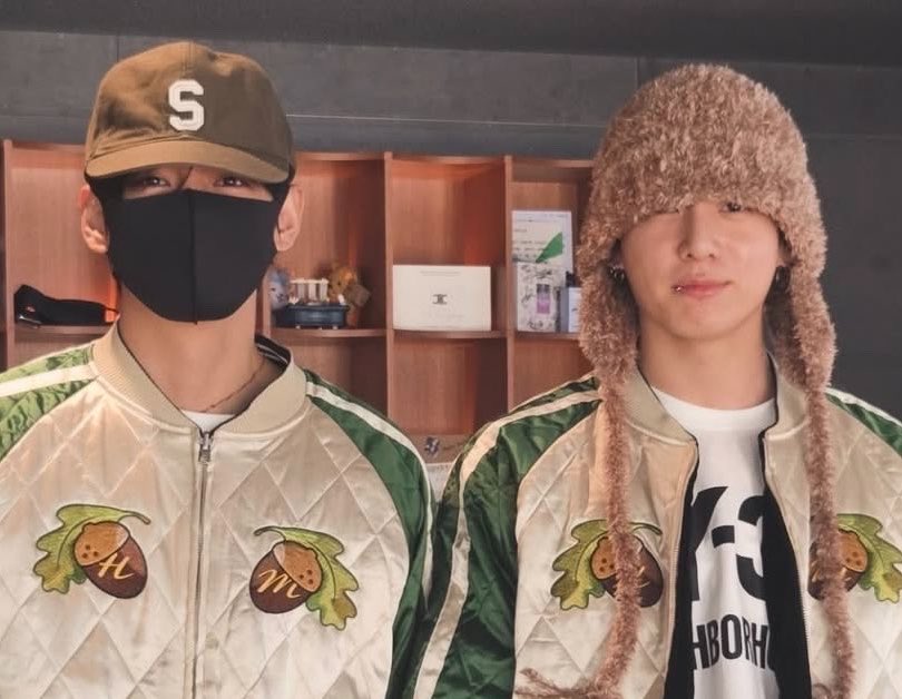 kthjjg's tweet photo. did someone mention the twins of BTS? https://t.co/Jw9lPZYXCa
